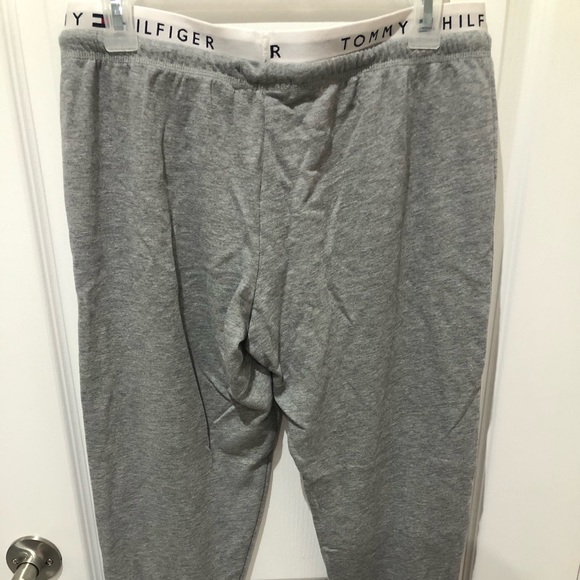 Tommy Lounge Joggers - Picture 2 of 3